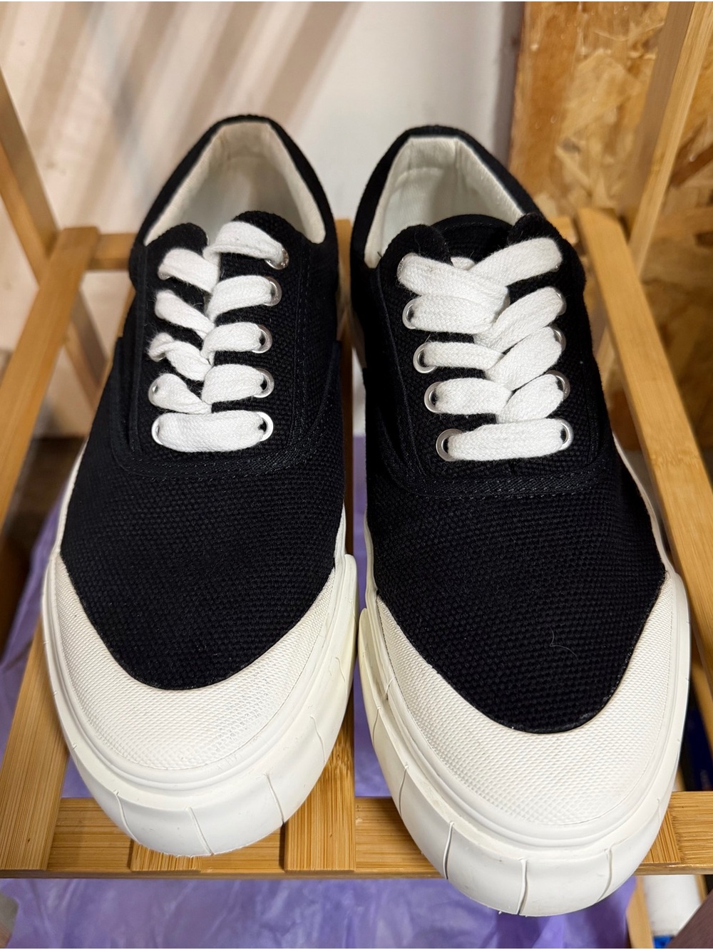 Good News Classic Low-Top Canvas Sneakers